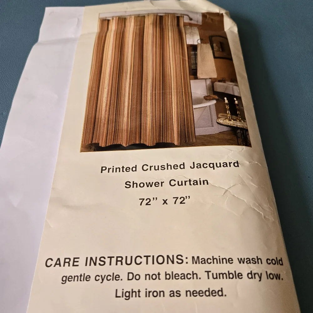 Plisse Jacquard Earthtones Striped Shower Curtain – 72
